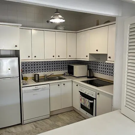 Bright And With Incredible Views In Beachfront *